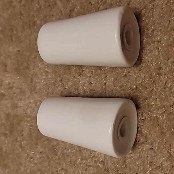 1970's Salt and Pepper Shakers - Picture 2 of 4